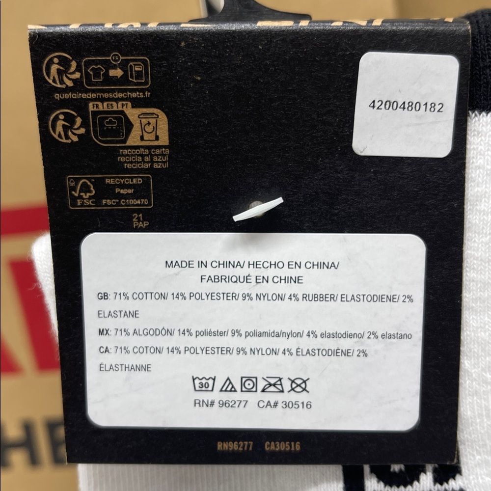 VANS "Off The Wall" Crew socks
Vans socks (1 pair) Have a good time logo - Picture 7 of 16
